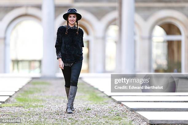 Ophelie Duvillad, fashion and life style blogger @opheduvillard, is wearing a Stetson hat, a Geisha fluffy pull over, an Akoz shirt, Replay jeans, a...