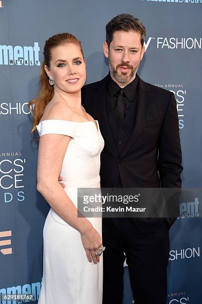 Actress Amy Adams and Darren Le Gallo attend The 22nd Annual Critics' Choice Awards at Barker Hangar on December 11, 2016 in Santa Monica, California.