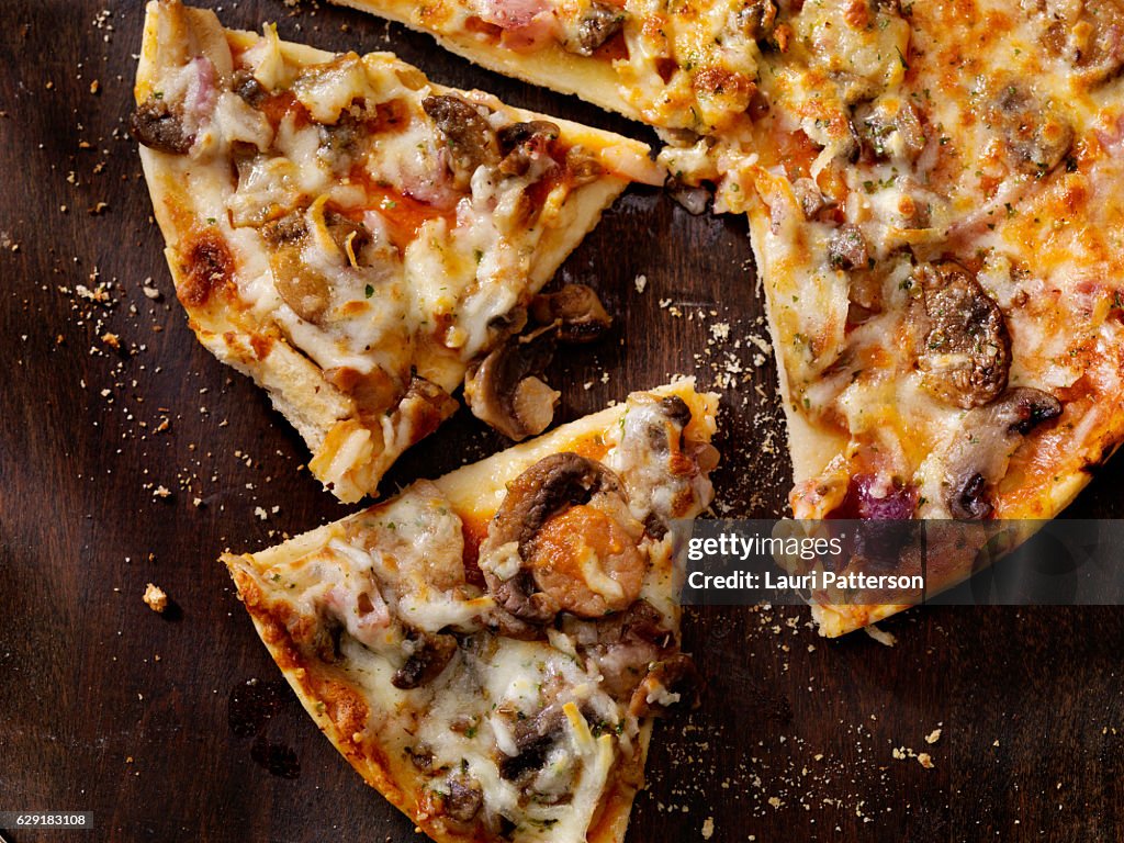 Roasted Mushroom, Garlic and Red Onion Thin Crust Pizza