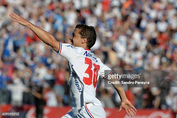Sebastian Fernandez of Nacional celebrates after scoring the first goal of his team during a match between Nacional and Boston River as part of...