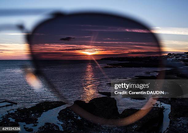 sunset i see you - mer cotentin stock pictures, royalty-free photos & images