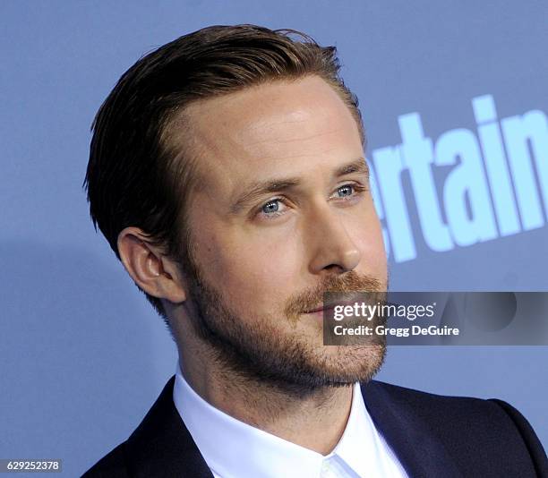 Actor Ryan Gosling arrives at The 22nd Annual Critics' Choice Awards at Barker Hangar on December 11, 2016 in Santa Monica, California.