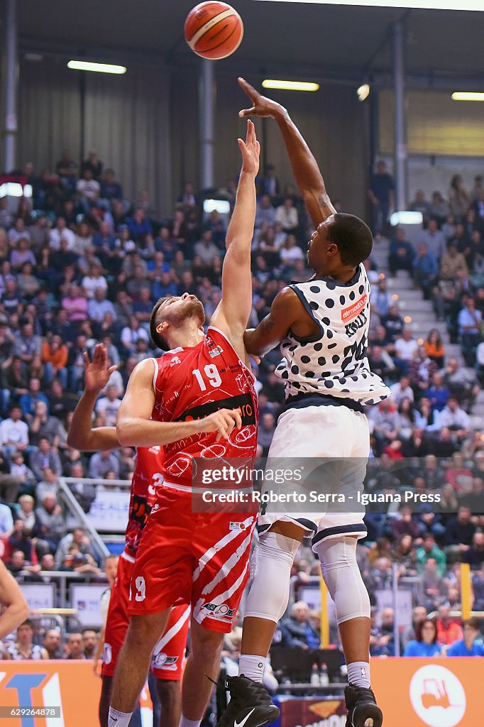 Fortitudo Kontatto Bologna v Unieuro Forli' - Legabasket Serie A2