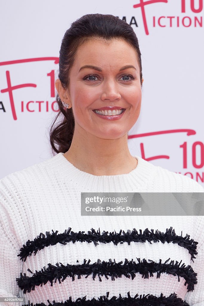 American actress Bellamy Young arrives on the red carpet for...