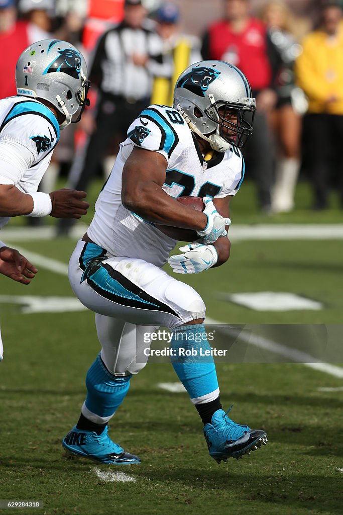 Carolina Panthers v Oakland Raiders