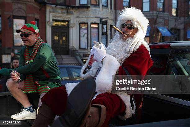 Speedo Run Santa Speedo Run Boston Photos and Premium High Res Pictures - Getty Images