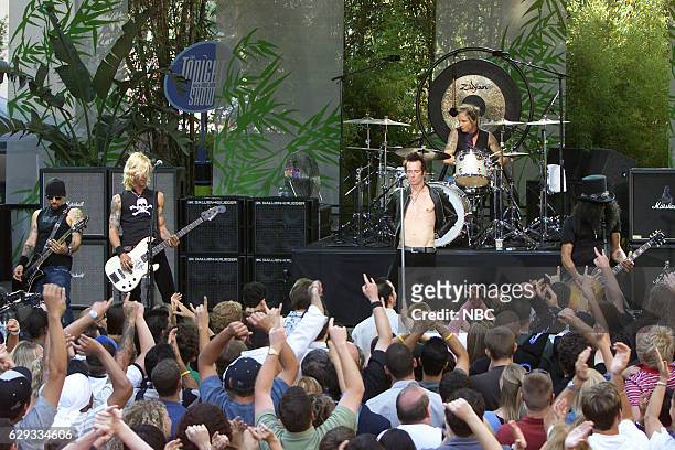 Episode 2745 -- Pictured: Musical guest Velvet Revolver performs on July 16, 2004 --