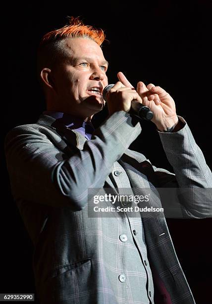 Drummer Adrian Young of the band No Doubt appears onstage during KROQ's Almost Acoustic Christmas at The Forum on December 11, 2016 in Inglewood,...