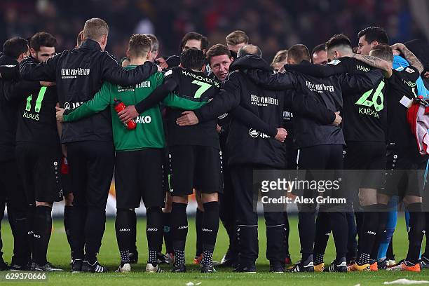Head coach Daniel Stendel of Hannover talks to the team after the Second Bundesliga match between VfB Stuttgart and Hannover 96 at Mercedes-Benz...