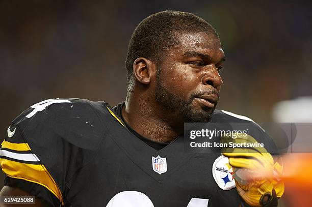 Pittsburgh Steelers inside linebacker Lawrence Timmons after his 58-yard interception at Giant's goal line during a NFL football game between the...