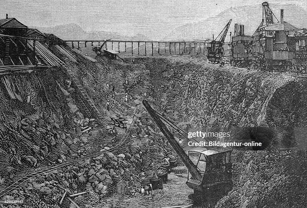 Construction of the panama canal