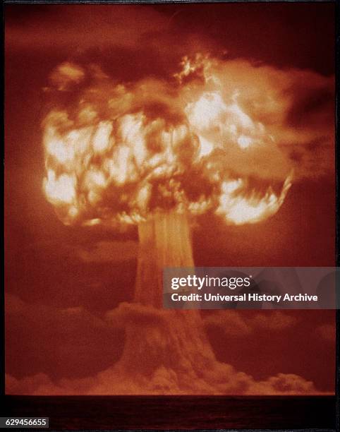 First Test Explosion of Atomic Bomb, Alamogordo, New Mexico, USA, 1945.