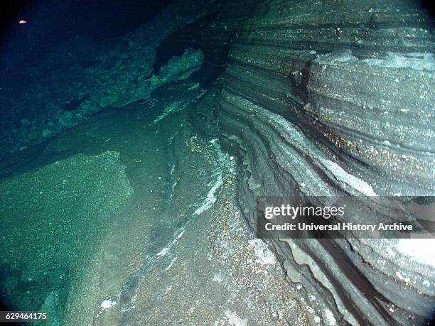 Basalt Ash 128 Basalt Layers Stock Photos, High-Res Pictures, and Images - Getty ...