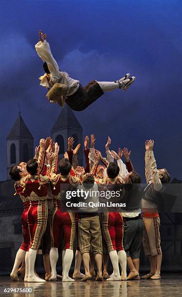 Dancers of the Spanish National Dance Company perform during the dress rehearsal of the ballet 'Don Quijote' directed by Jose Carlos Martinez on...