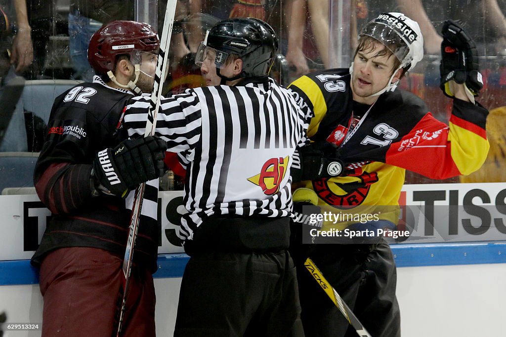 Sparta Prague v SC Bern - Champions Hockey League