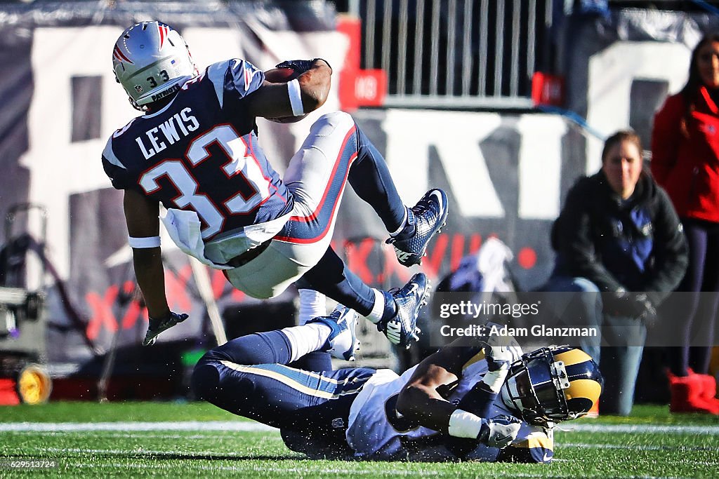 Los Angeles Rams v New England Patriots