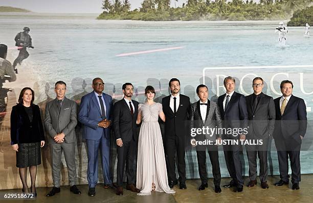 Rogue One Members 158 Rogue One Cast Stock Photos, High-Res Pictures, and Images - Getty ...