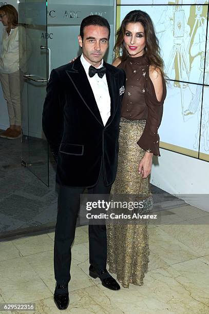 Enrique Ponce and Paloma Cuevas attend a dinner in honour of 'Mariano de Cavia', 'Mingote' and 'Luca de Tena' awards winners at ABC on December 13,...