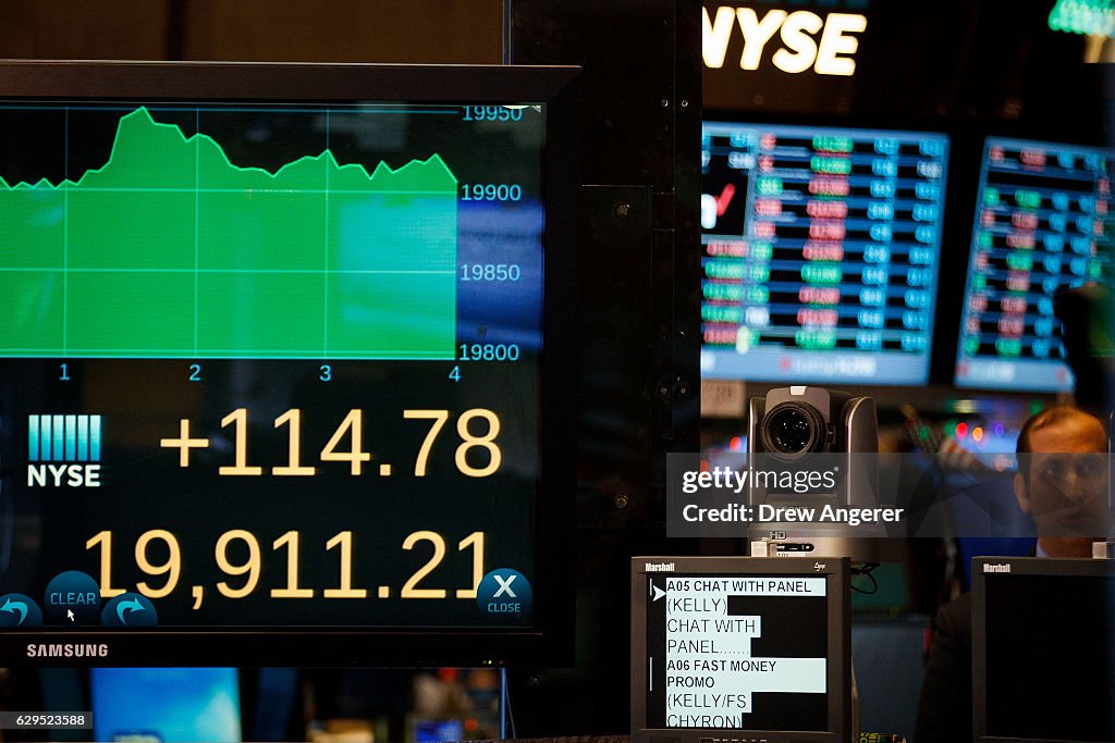 Dow Jones Industrial Averages Continues To Approach 20,000 Mark