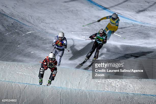 Marielle Thompson of Canada takes 1st place during the FIS Freestyle Ski World Cup Men's and Women's Ski Cross on December 13, 2016 in Arosa,...
