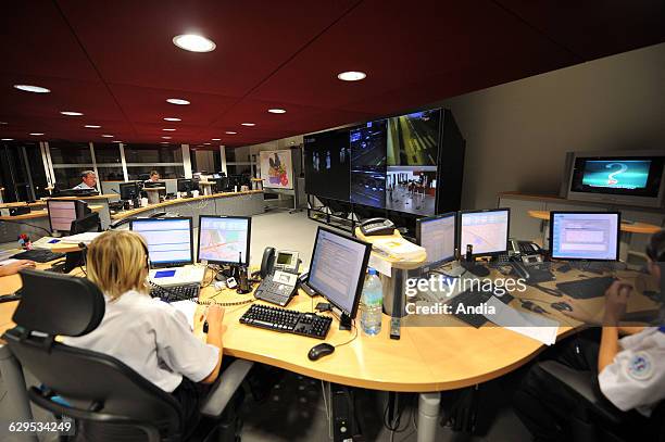 Nantes on , the satellite locating system in the premises of the police station, used to located the police cars, is one of the most sophisticated....