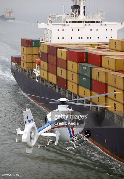 273 Night Vision Helicopter Stock Photos, High-Res Pictures, and Images ...