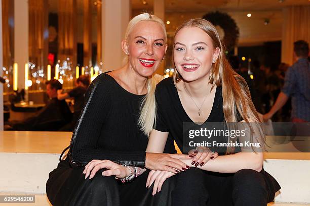 Natascha Ochsenknecht and her daughter Cheyenne Savannah Ochsenknecht attend the Shan's Beauty Dinner on December 13, 2016 in Berlin, Germany.