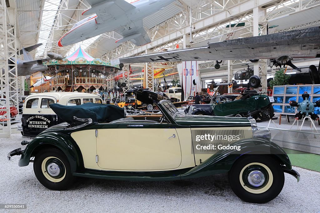 Old cars show. The Speyer Technik Museum.