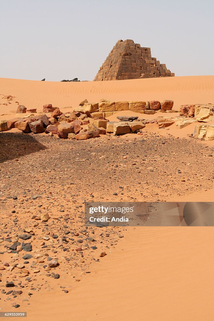 Sudan : the ruins of Meroe