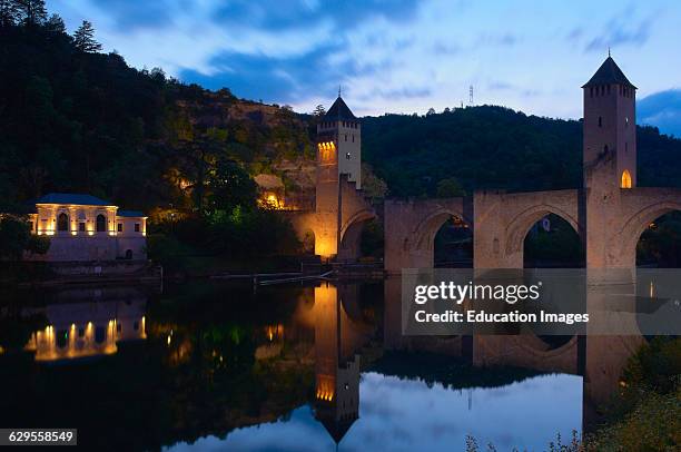 Pont Valentre Bridge Photos Et Images De Collection Getty Images pont-valentre-bridge-photos-et-images-de-collection-getty-images