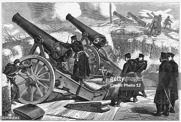 Franco-Prussian War 1870-1871: Prussian siege guns in front of Paris. Wood engraving, 11 February 1871.