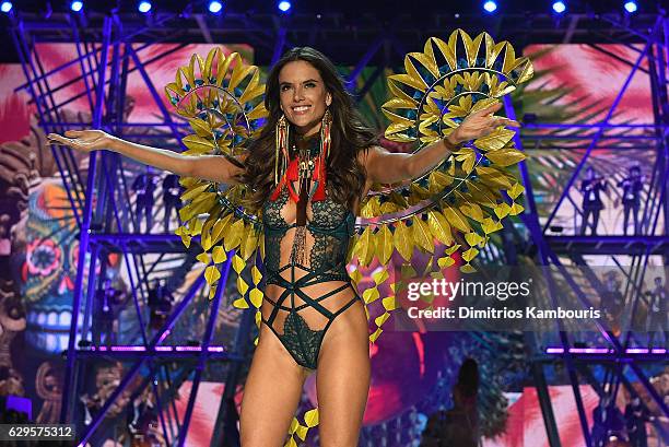 Alessandra Ambrosio walks the runway during the 2016 Victoria's Secret Fashion Show on November 30, 2016 in Paris, France.