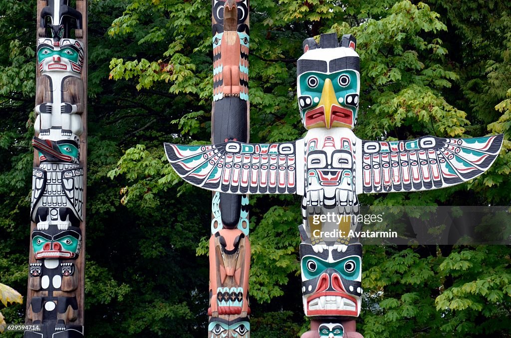 Totem pole -  Vancouver - British columbia - Canada