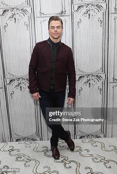 Dancer Derek Hough attends Build Series to dicuss "Move Live" performance tour at AOL HQ on December 14, 2016 in New York City.