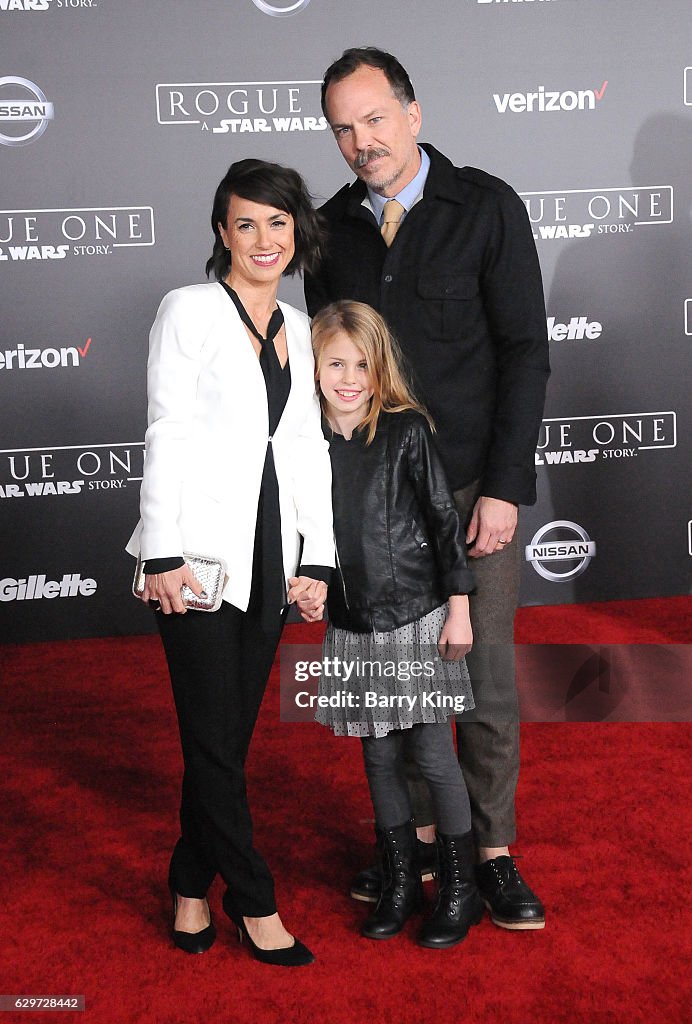 Premiere Of Walt Disney Pictures And Lucasfilm's "Rogue One: A Star Wars Story" - Arrivals