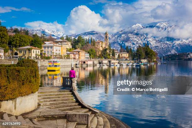 tremezzo, como, lombardy, italy. - lake como stock-fotos und bilder