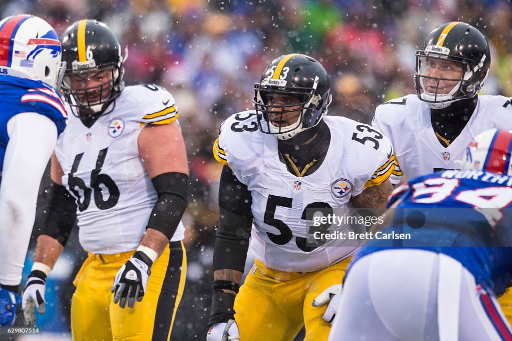 Pittsburgh Steelers v Buffalo Bills
