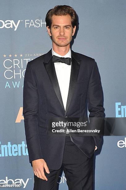 Actor Andrew Garfield arrives at The 22nd Annual Critics' Choice Awards at Barker Hangar on December 11, 2016 in Santa Monica, California.
