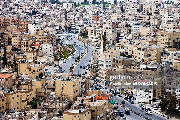 cityscape of amman - jordania fotografías e imágenes de stock