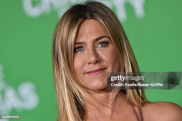 Actress Jennifer Aniston arrives at the Los Angeles Premiere of 'Office Christmas Party' at Regency Village Theatre on December 7, 2016 in Westwood,...