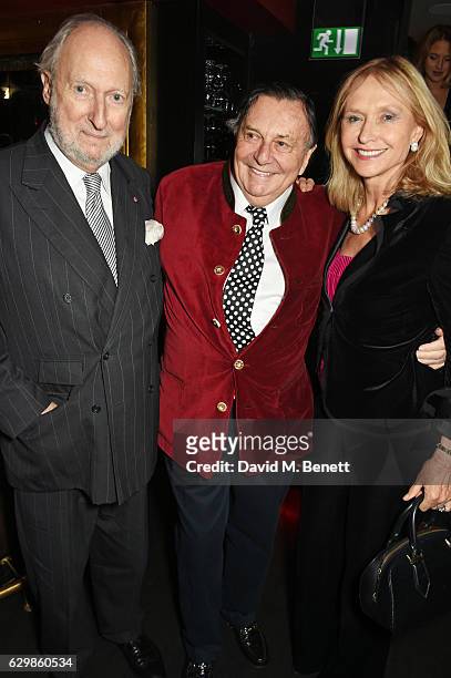 Ed Victor, Barry Humphries and Lizzie Spender attend a reception in honour of "La La Land" with Damien Chazelle, Emma Stone and Justin Hurwitz at The...