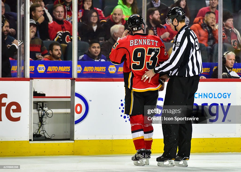 NHL: DEC 14 Lightning at Flames