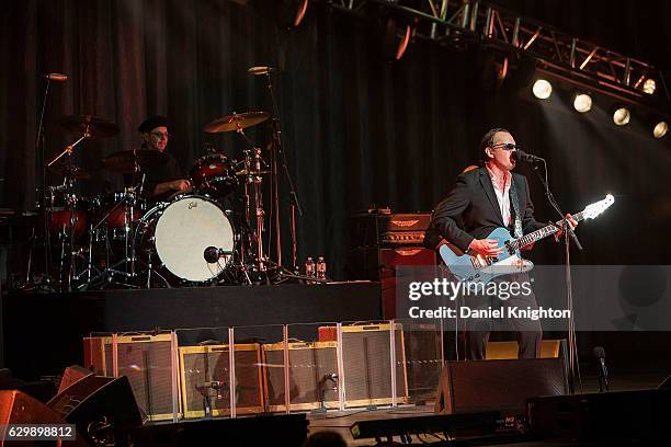 Anton Fig Photos and Premium High Res Pictures - Getty Images Anton Fig Photos and Premium High Res Pictures - Getty Images