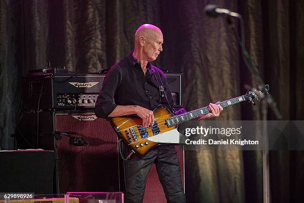 Michael Rhodes Discis 1,589 Rhodes (Musician) Stock Photos, High-Res Pictures, and Images ...