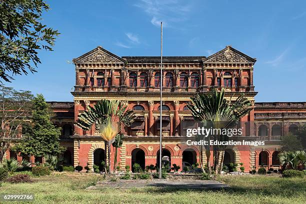 Abandoned Ministers' Building, formerly The Secretariat, Yangon, Rangoon, Burma, Myanmar.
