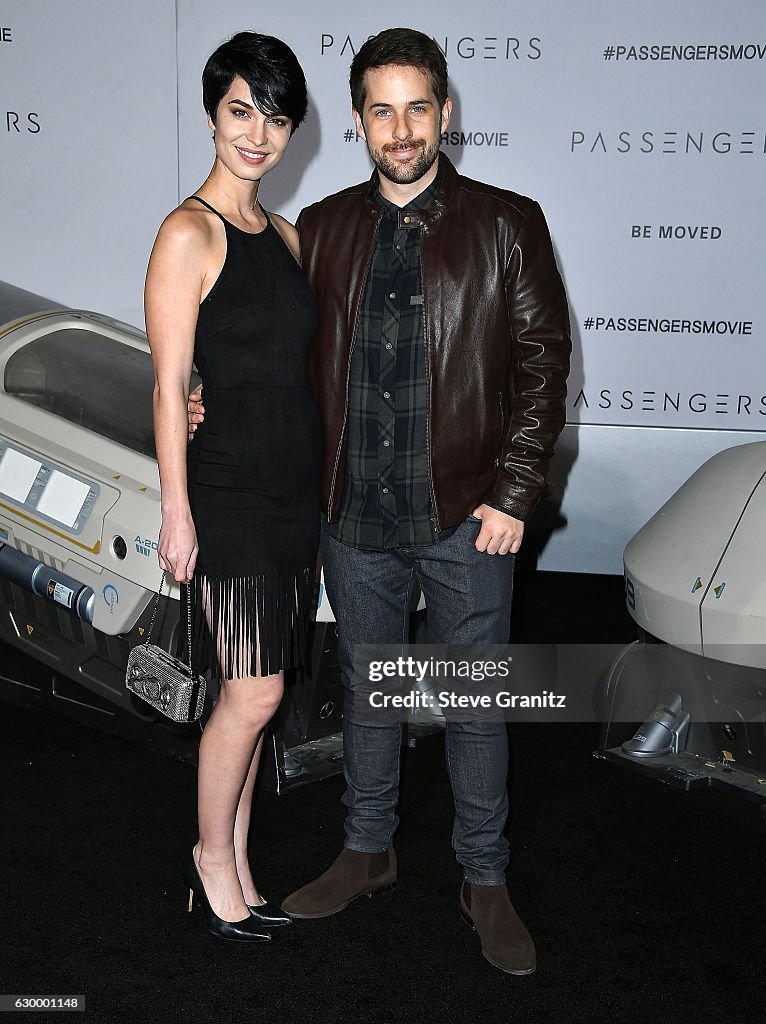 Premiere Of Columbia Pictures' "Passengers" - Arrivals