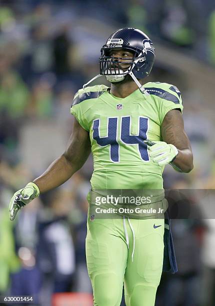 Fullback Marcel Reece of the Seattle Seahawks warms up before a game against the Los Angeles Rams at CenturyLink Field on December 15, 2016 in...