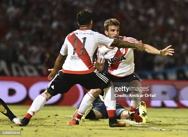Ivan Alonso of River Plate celebrates after scoring the fourth goal of his team during a final match between River Plate and Rosario Central as part...