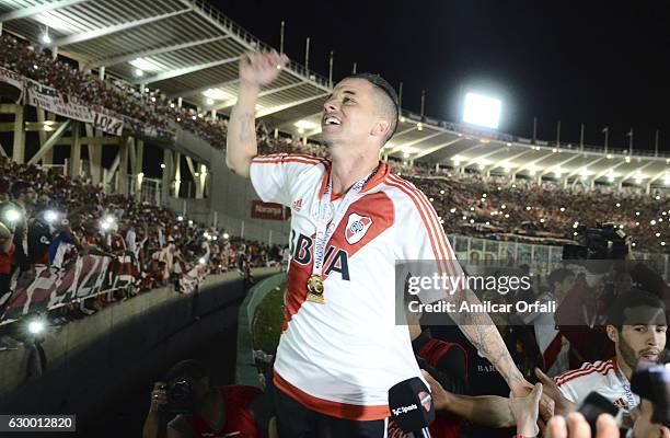 Andres D´alessandro of River Plate celebrates after a final match between River Plate and Rosario Central as part of Copa Argentina 2016 at Mario...