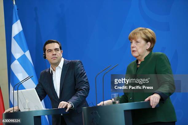 Chancellor Merkel receives the Greek Prime Minister, Alexis Tsipras, in the Chancellery to discuss about international and Euro-political issues.